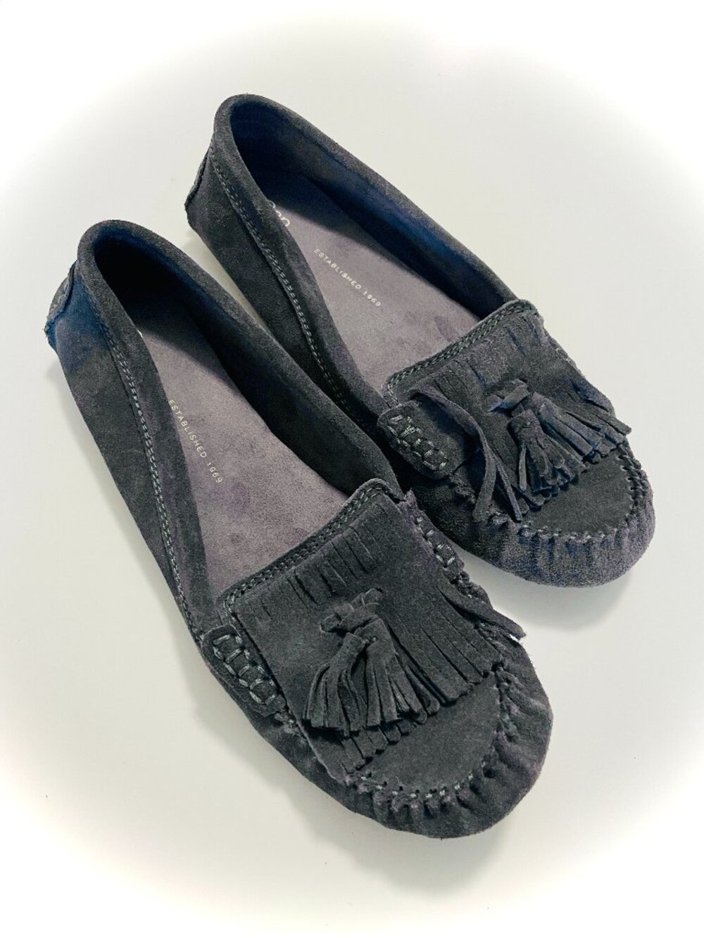 *RARE* Discontinued GAP Fringed Moccasin with Tassels in 'Pavement' Grey